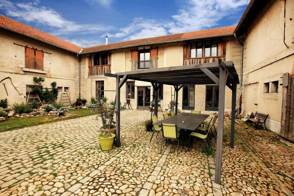 Hotel La Ferme Modele Châtillon-la-Palud Exterior foto